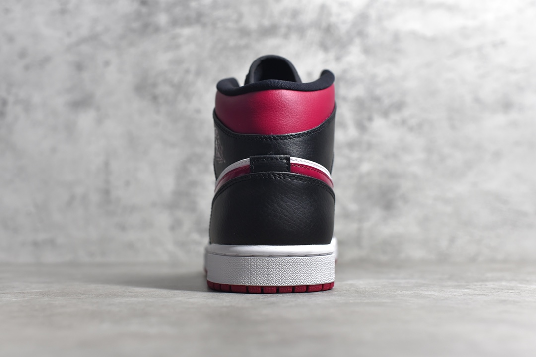 AirJordan1MidSHOES