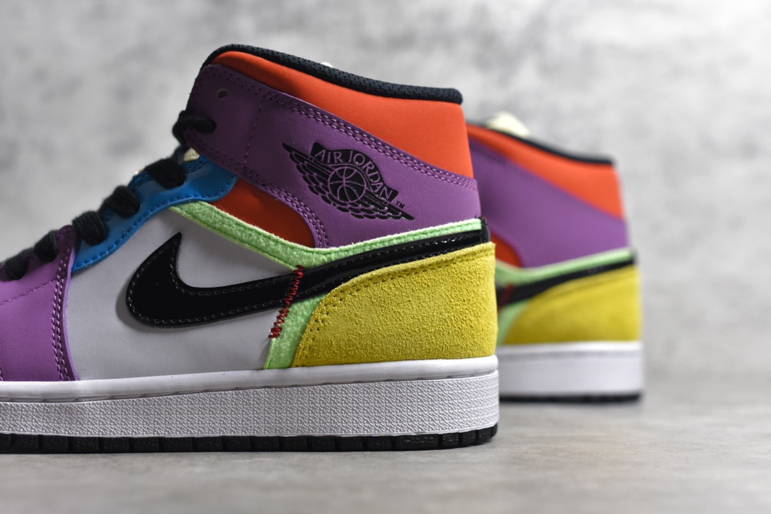 AirJordan1MidSHOES