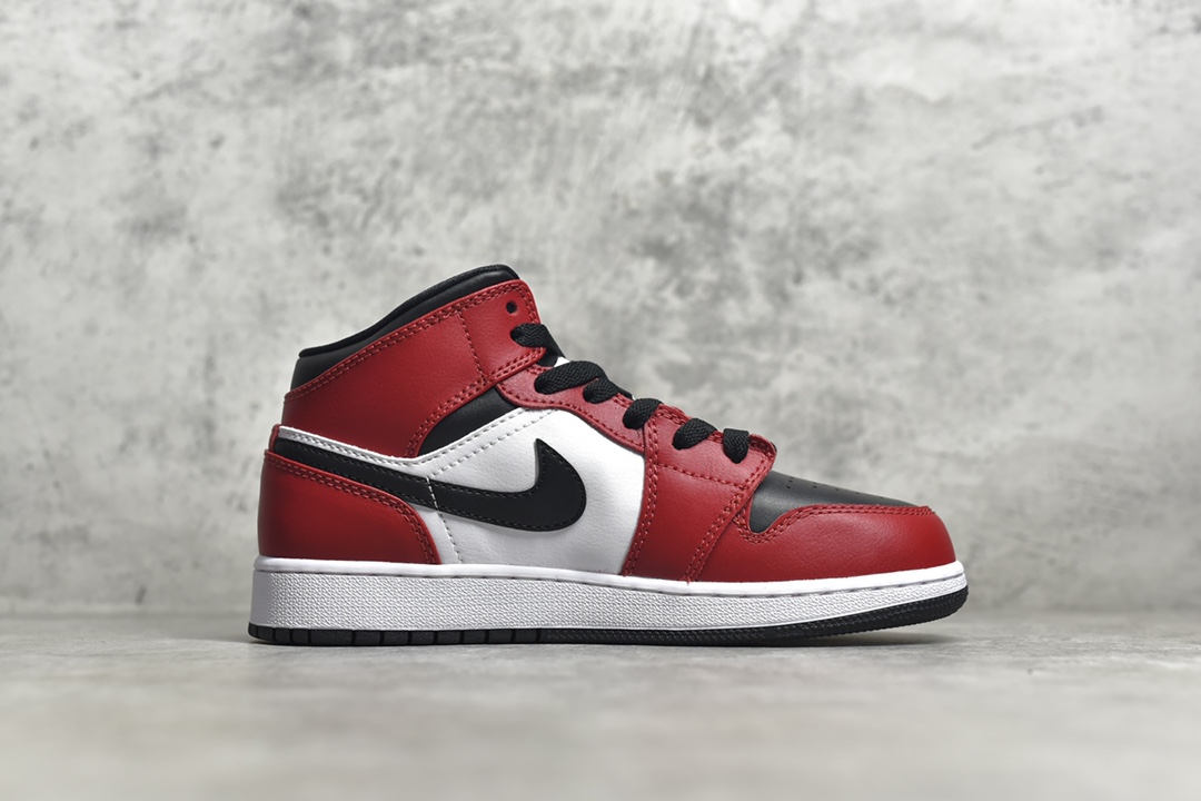 AirJordan1MidSHOES