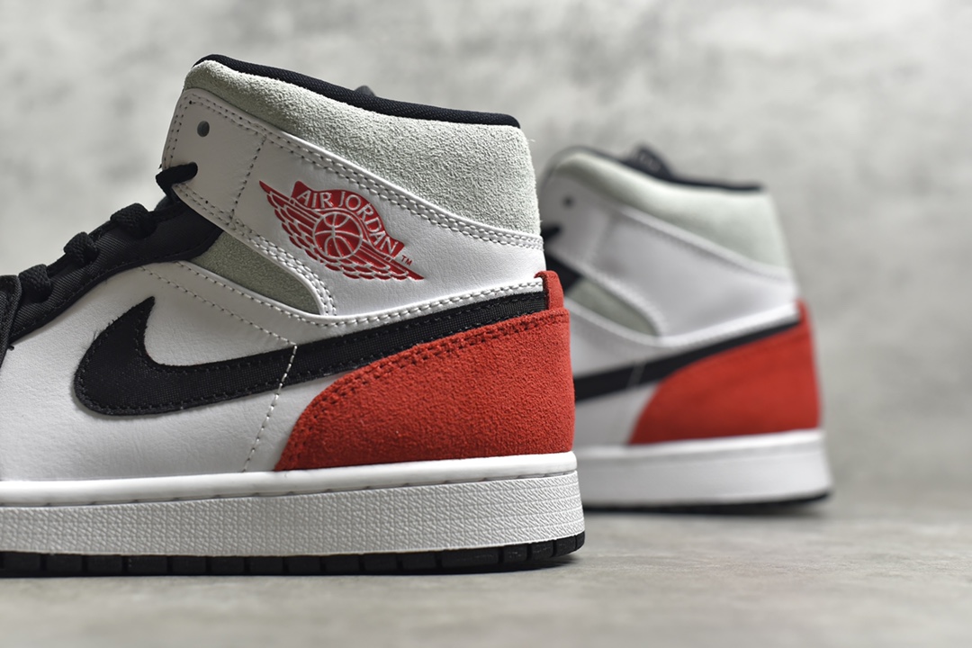 AirJordan1MidSHOES