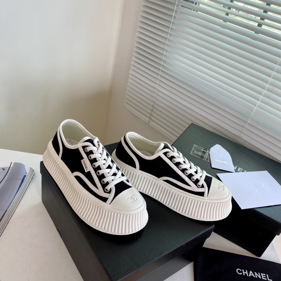 Womens shoes collection