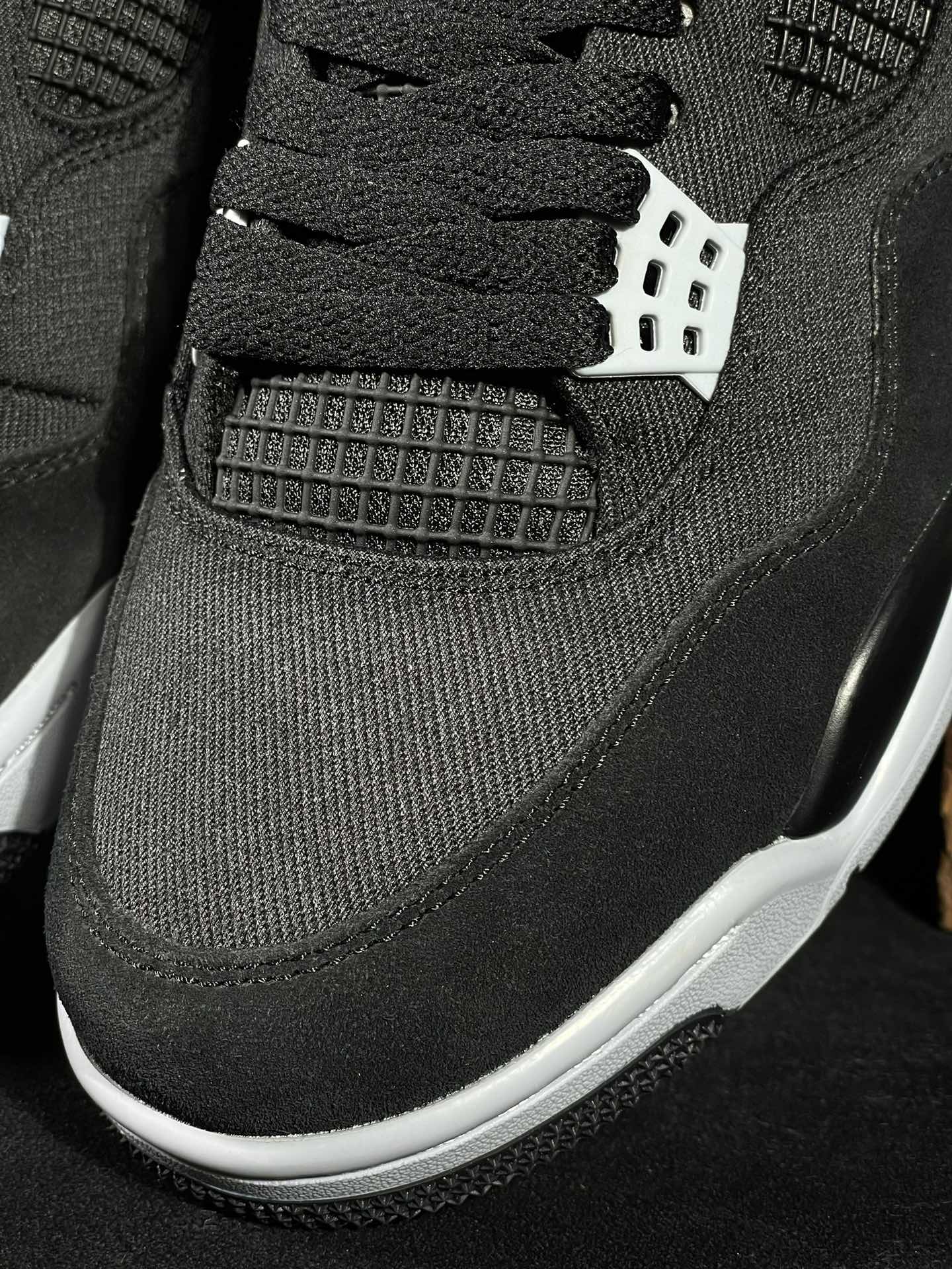 AirJordan4SHOES