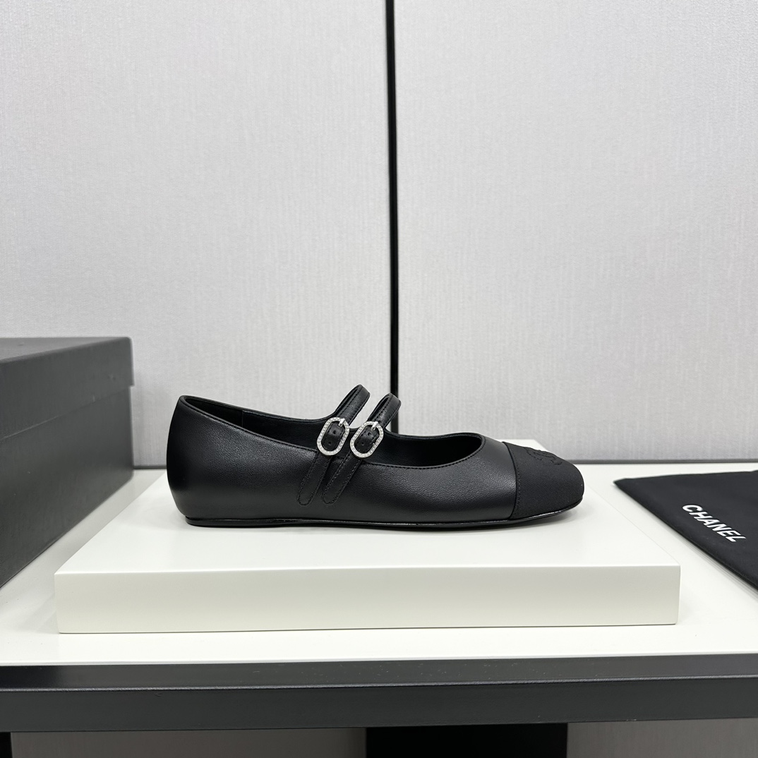 Womens shoes collection