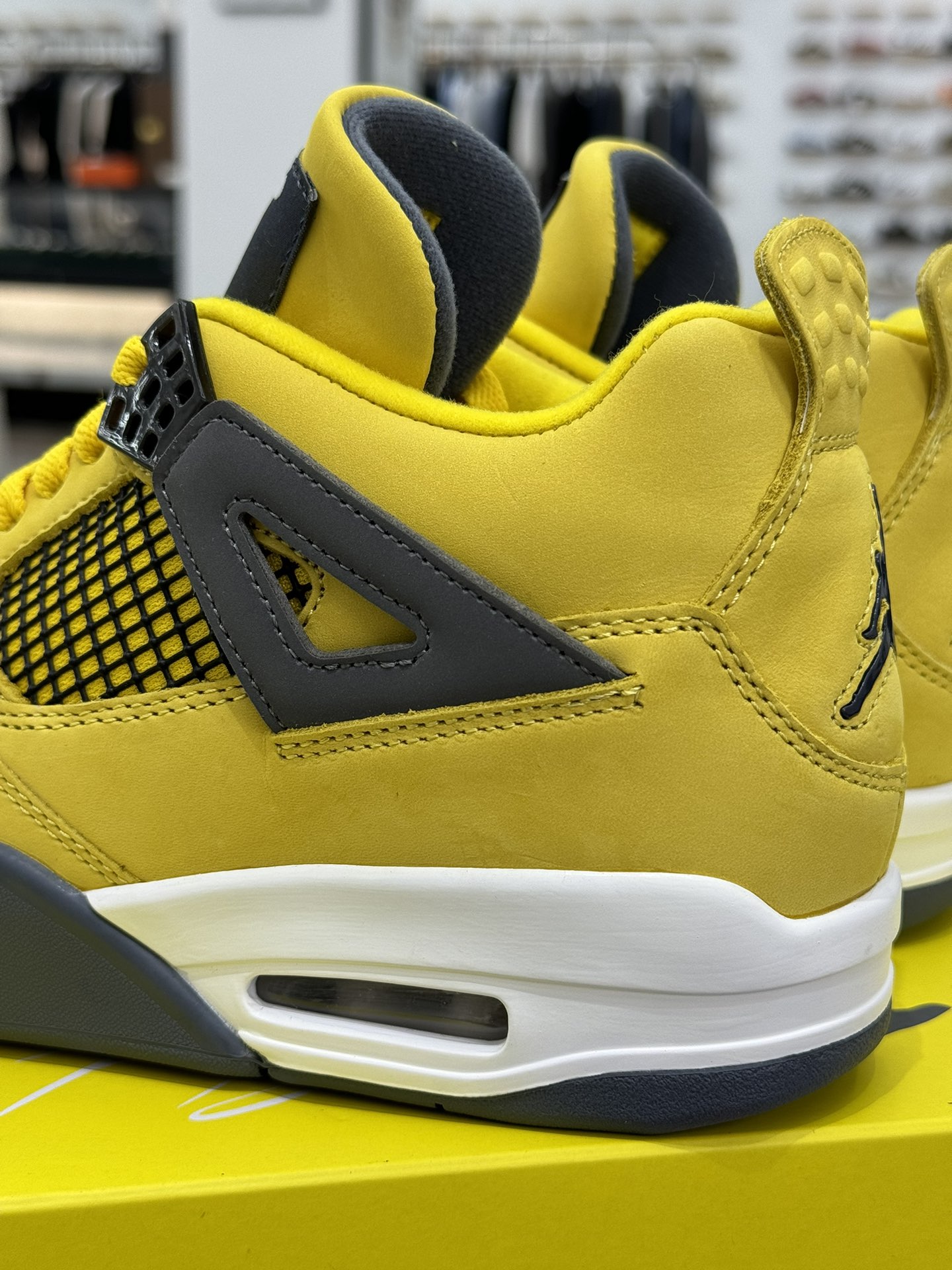 AirJordan4SHOES