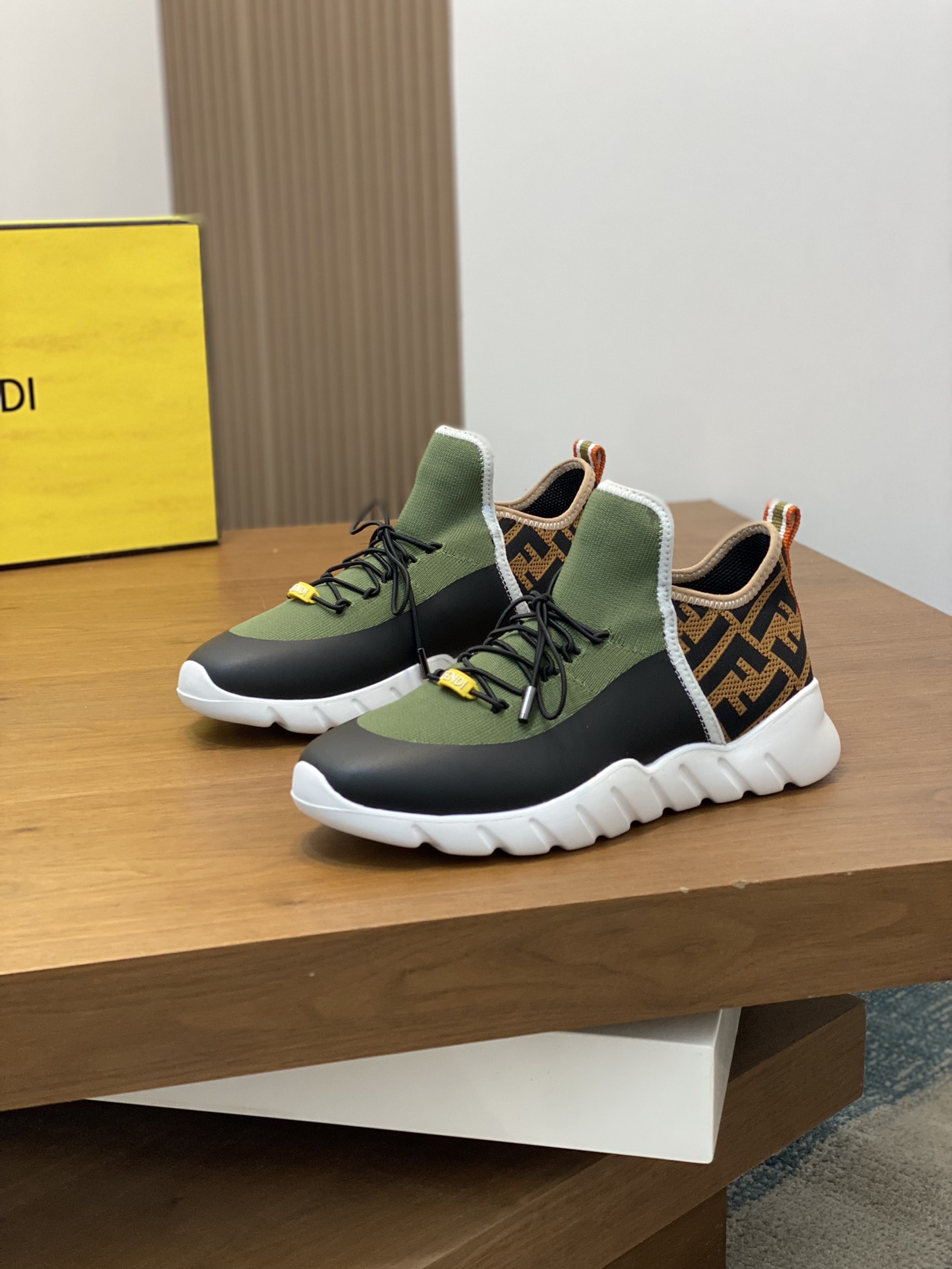 FendiSHOES