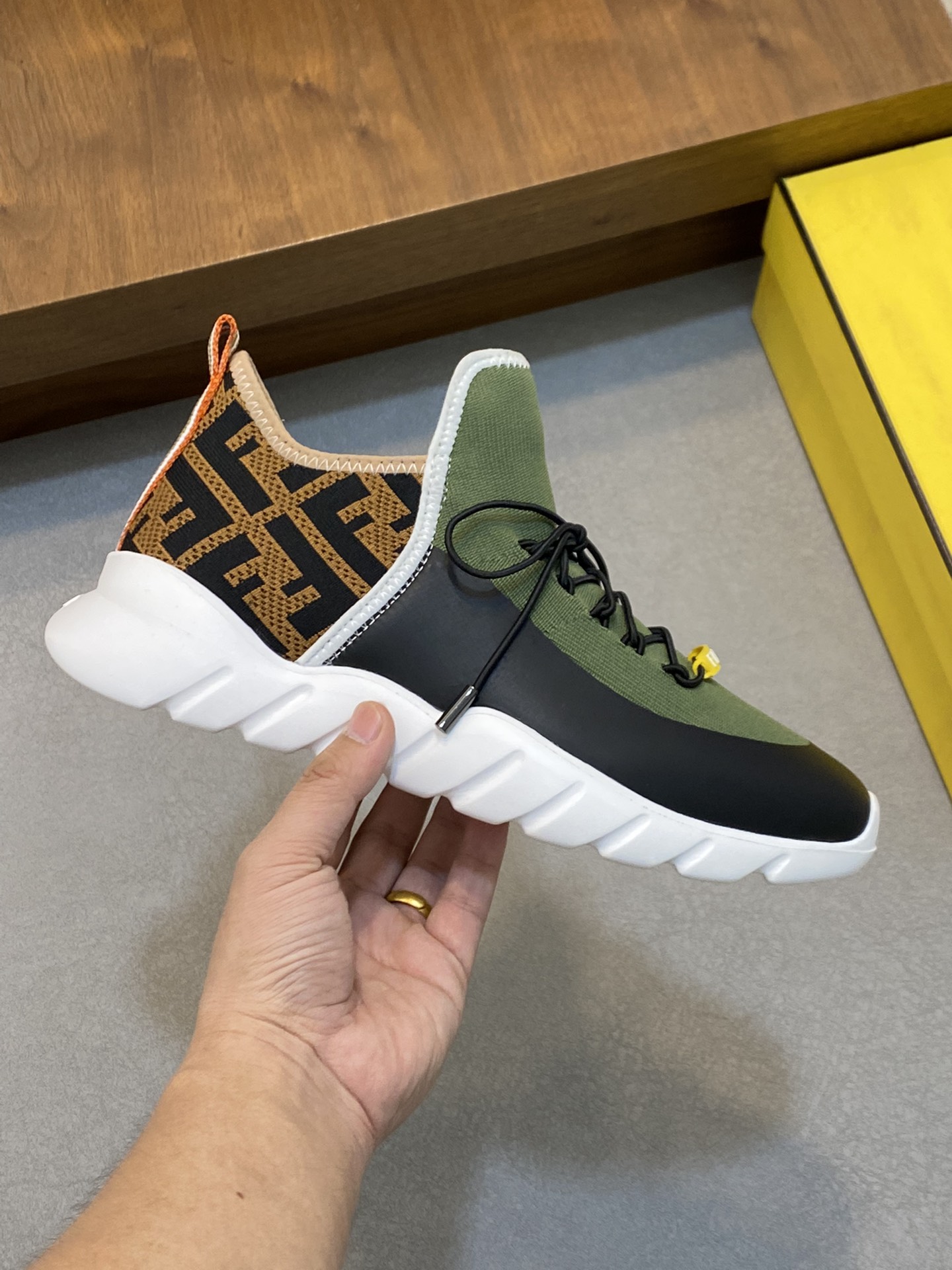 FendiSHOES