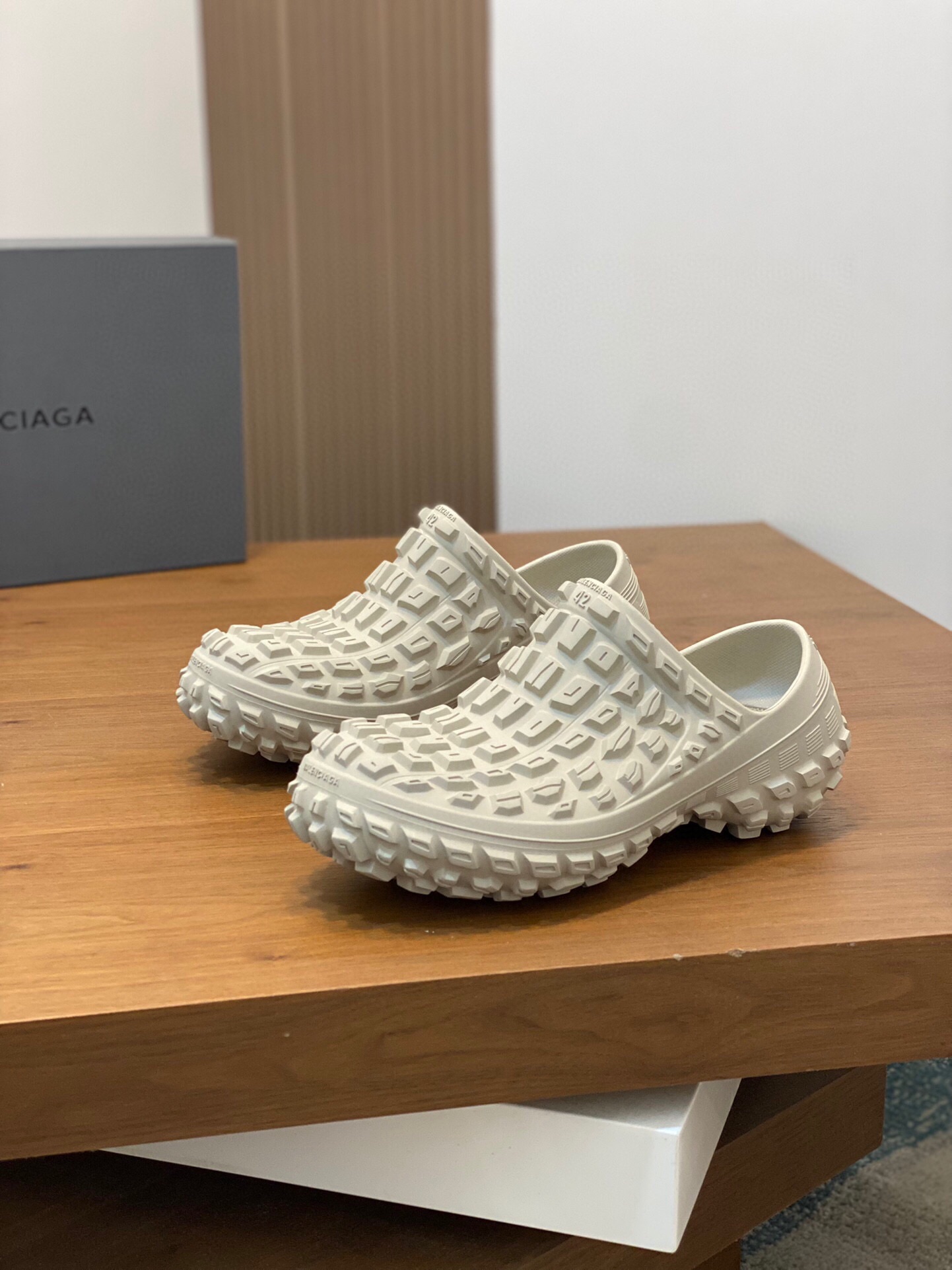 BalenciagaSHOES