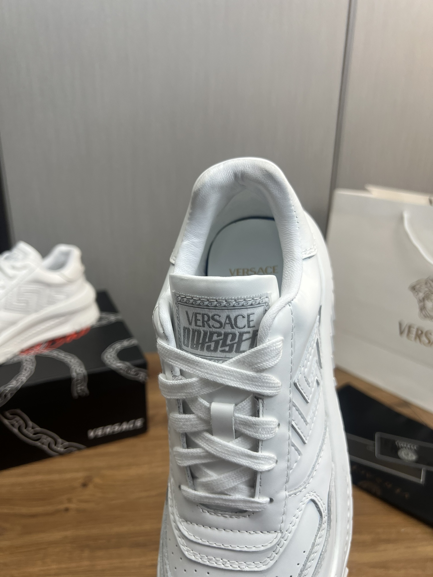 VersaceSHOES