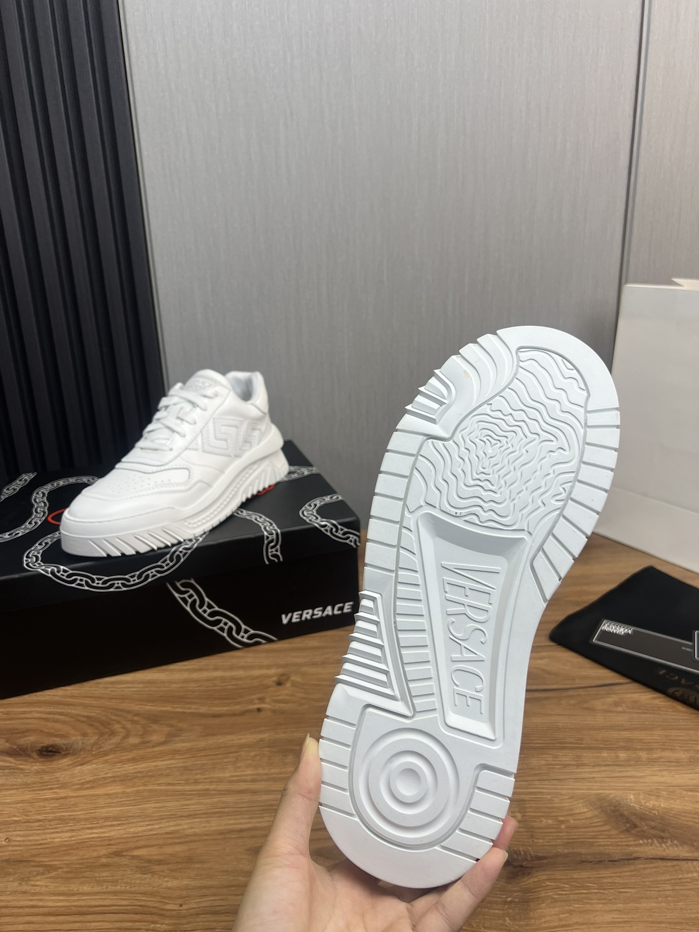 VersaceSHOES