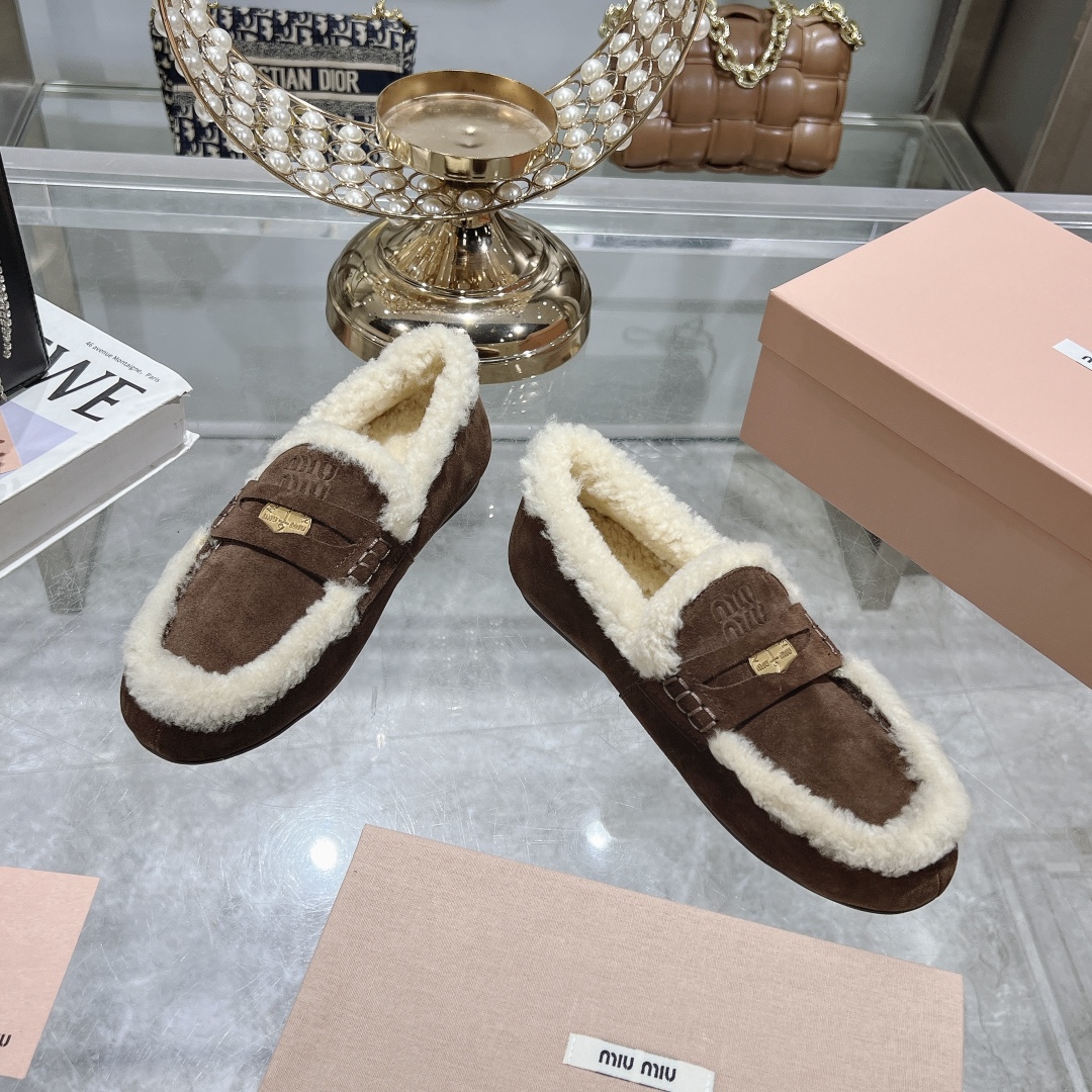 Womens shoes collection