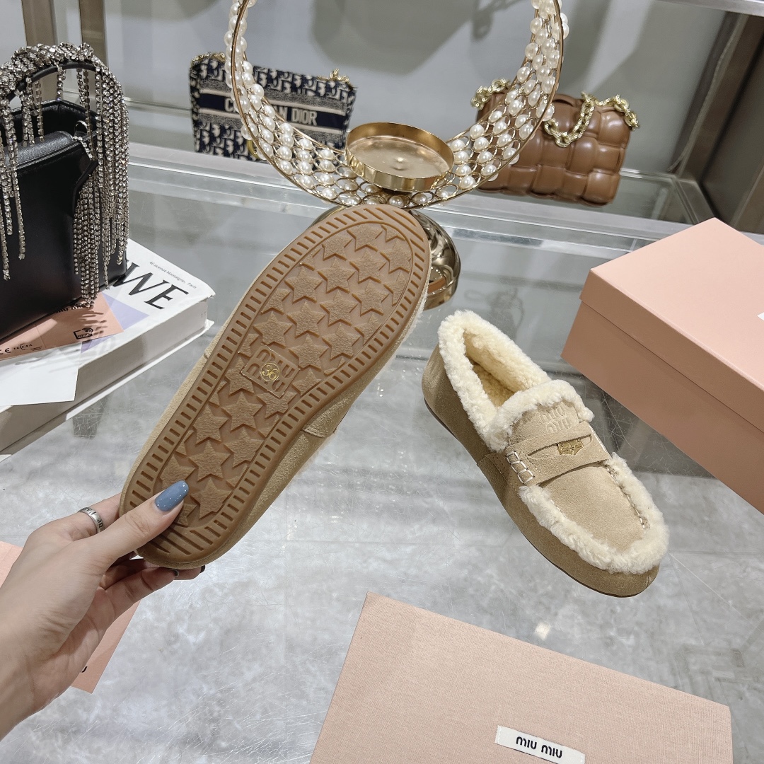 Womens shoes collection