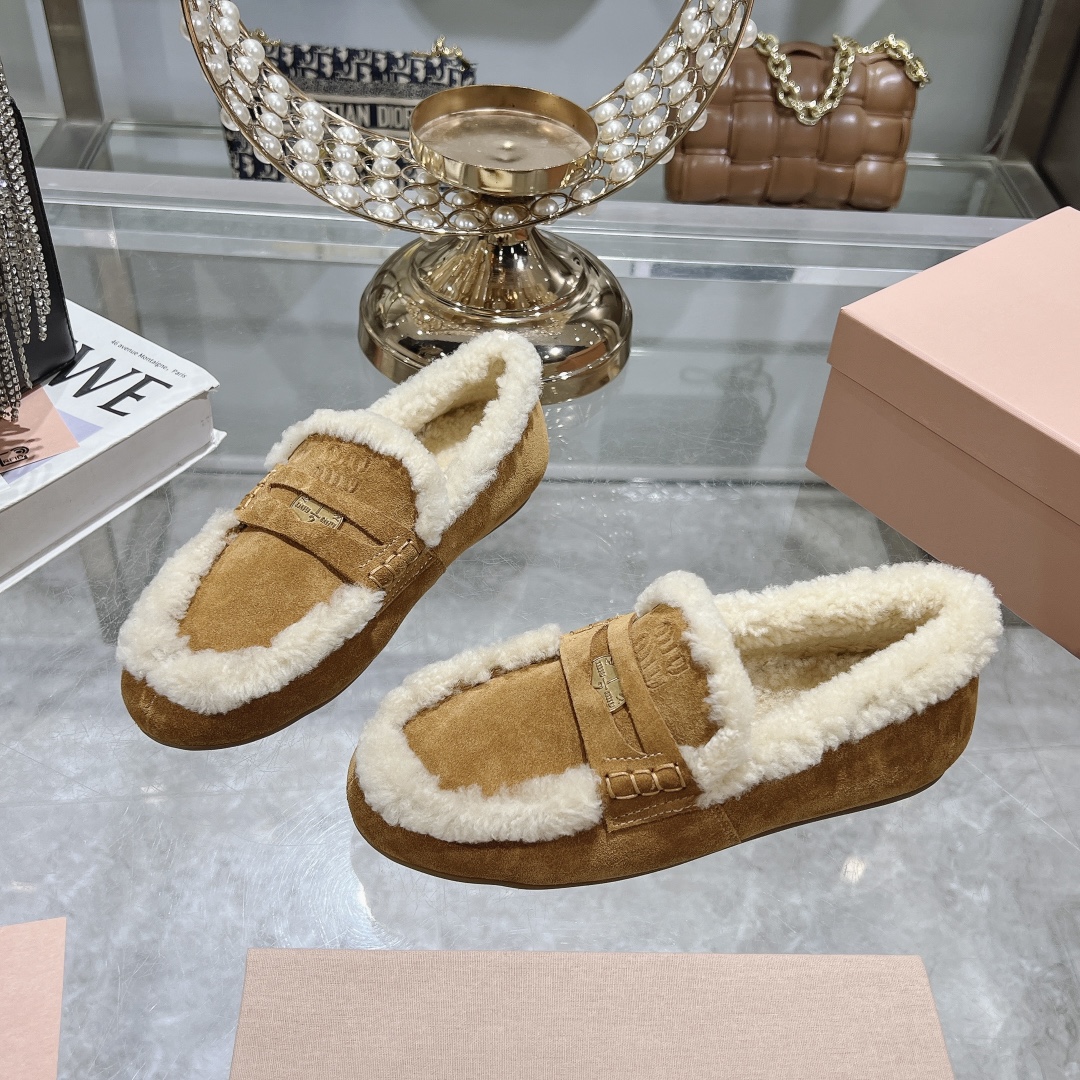 Womens shoes collection