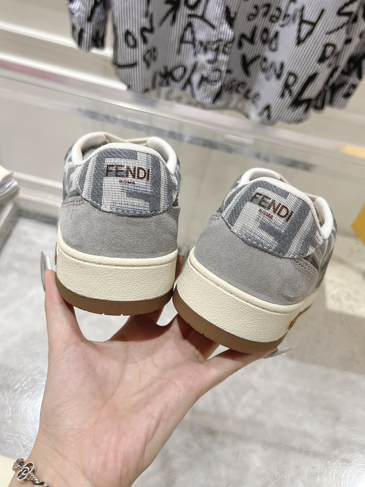 FendiSHOES