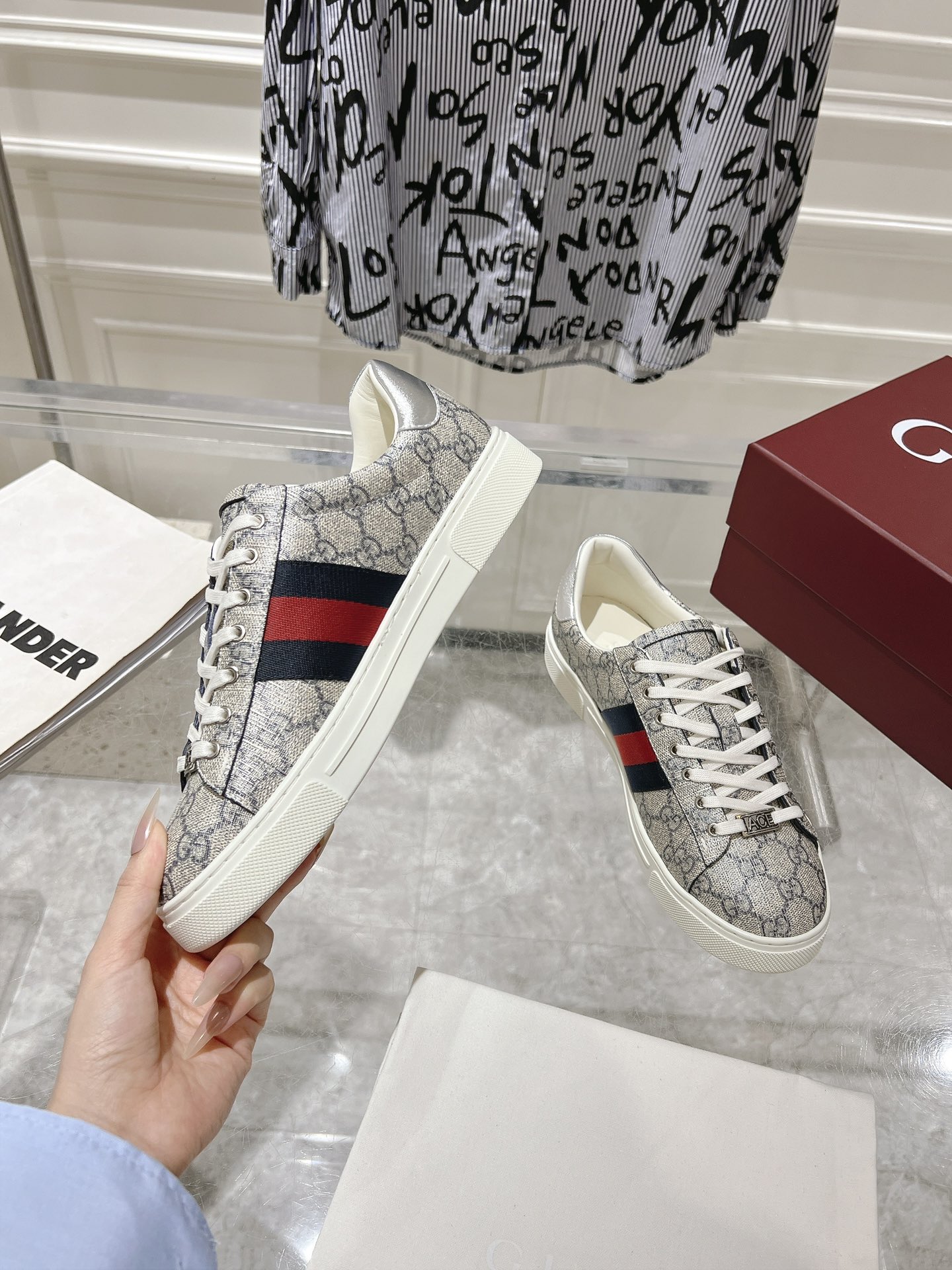 GucciShoes
