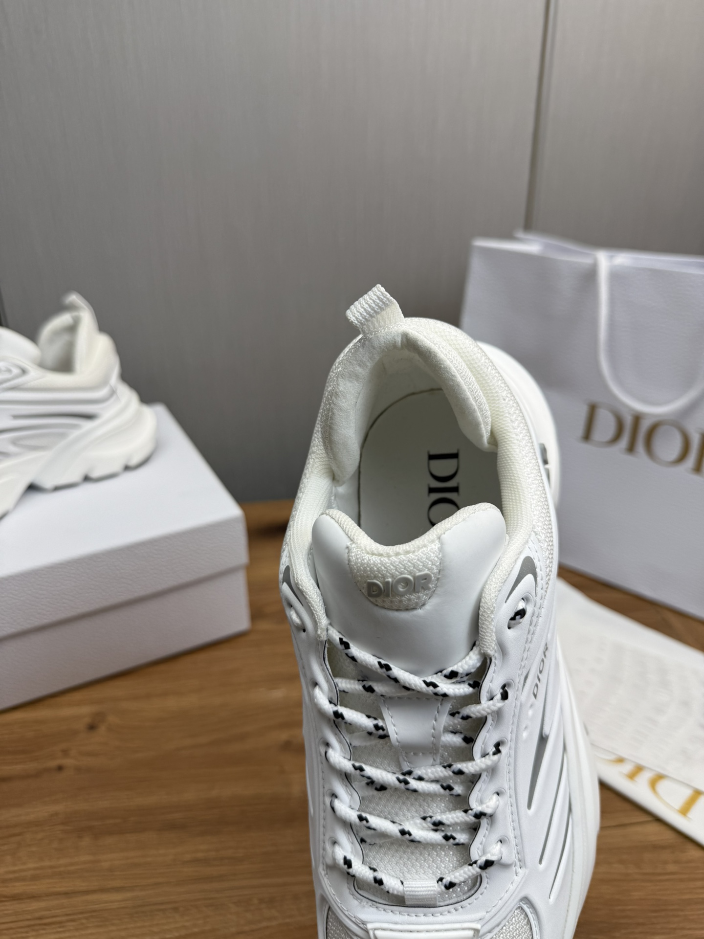 DiorSHOES