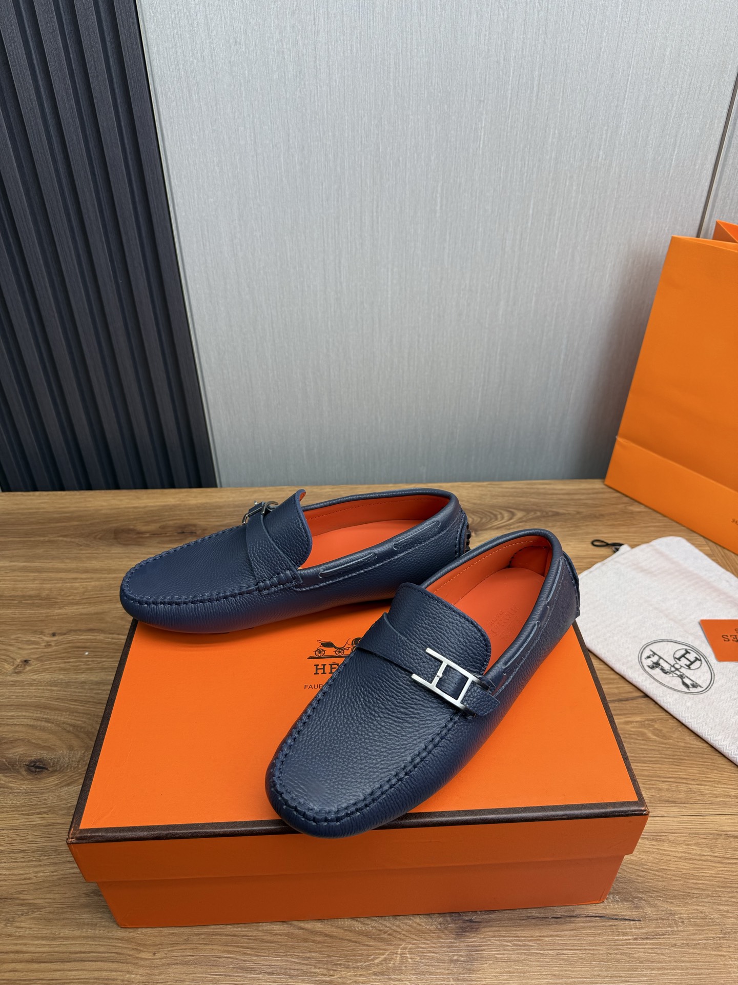 HERMESShoes