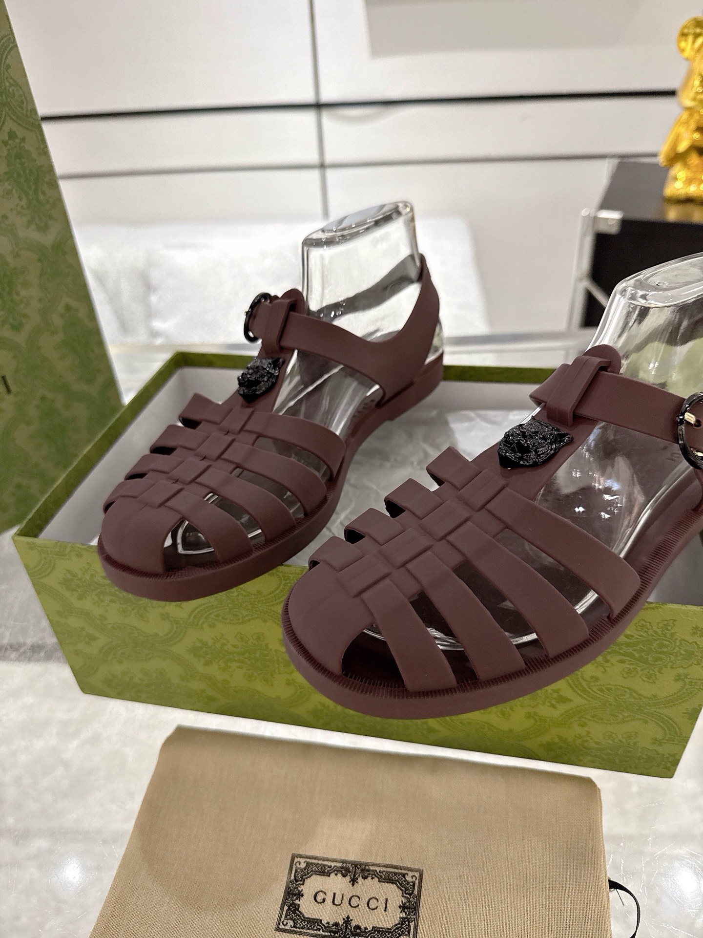 GucciShoes