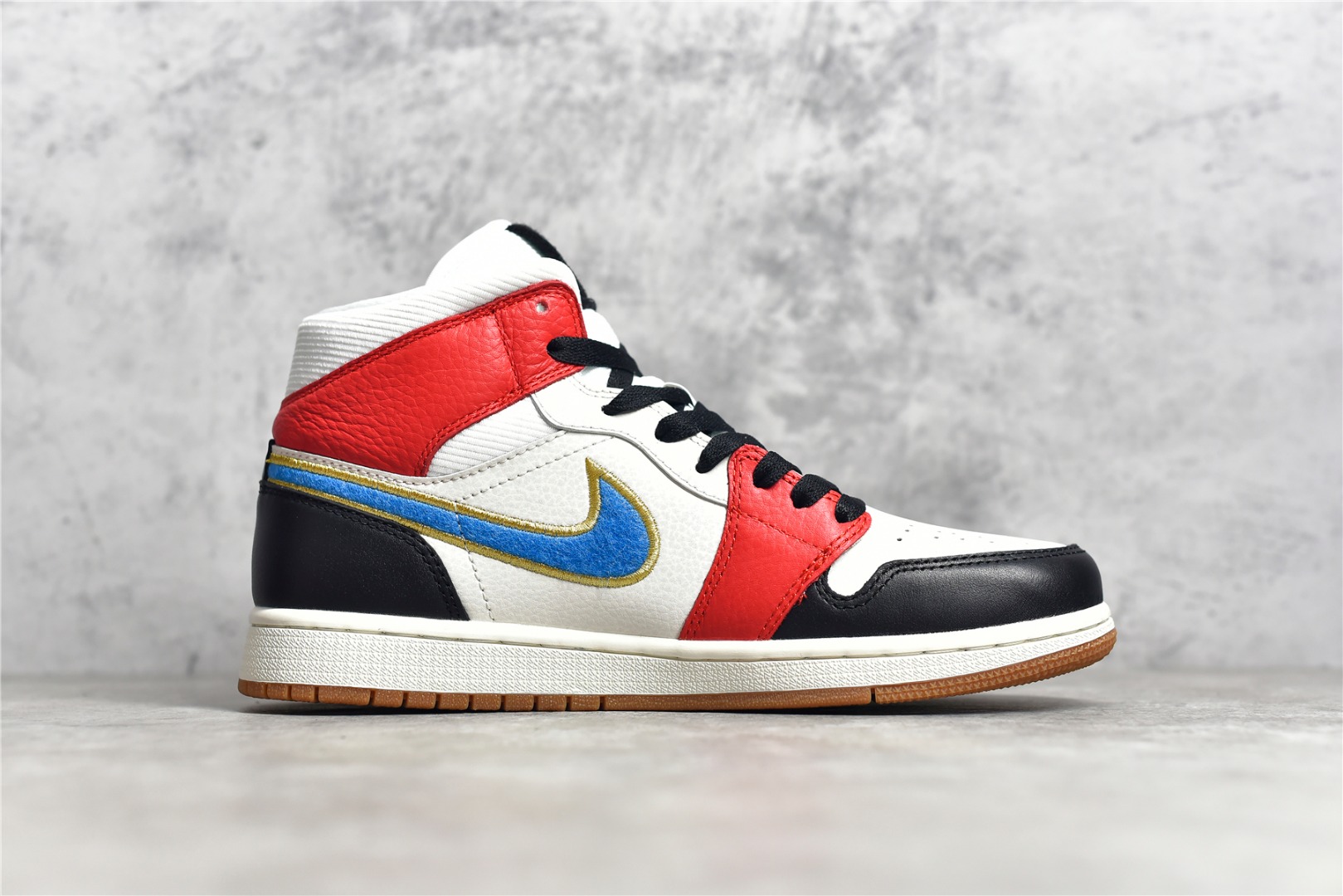 AirJordan1MidSHOES