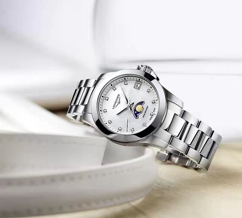 LONGINES