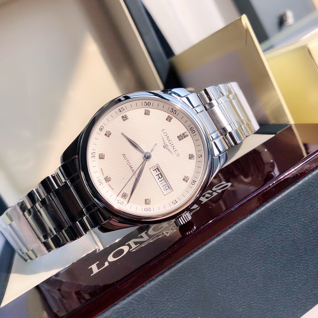 LONGINES