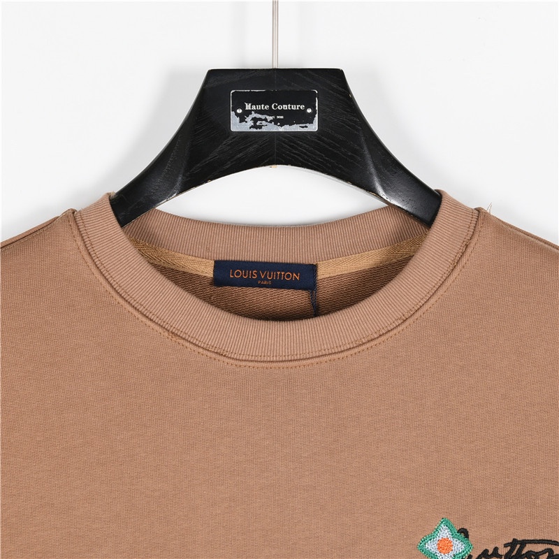 Hoodies & Sweatshirts